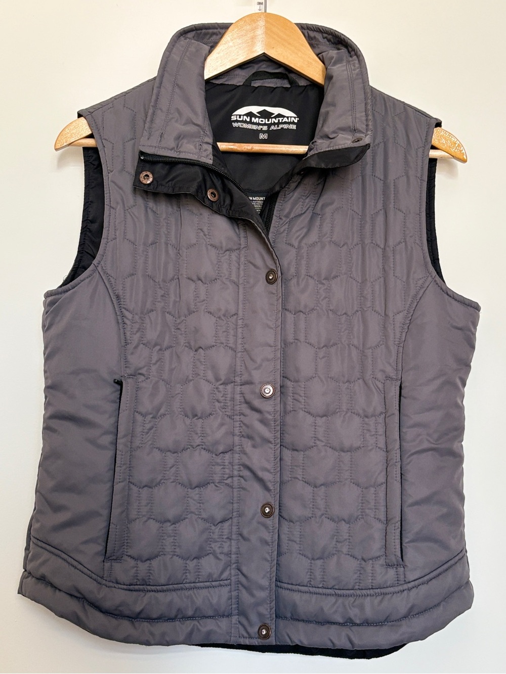 Sun Mountain Alpine Quilted Vest Gray Puffer Snap Front Golf Gilet Women’s M